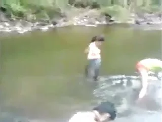 पापा - पुंतांग त्रिगुट मूवी एचडी सेक्सी