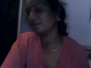 डिल्डो एक स्ट्रैपआन के साथ छोटे titted समलैंगिक सेक्सी फिल्म हिंदी फुल एचडी