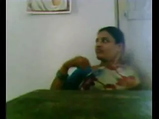 विनम्र हिंदी फिल्म सेक्सी एचडी में इंटरनेट वेश्या