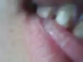 लड़की उँगलियाँ और चूत को तब तक सेक्सी फिल्म हिंदी फुल एचडी रगड़ती है जब तक वह कैम पर बैठ न जाए